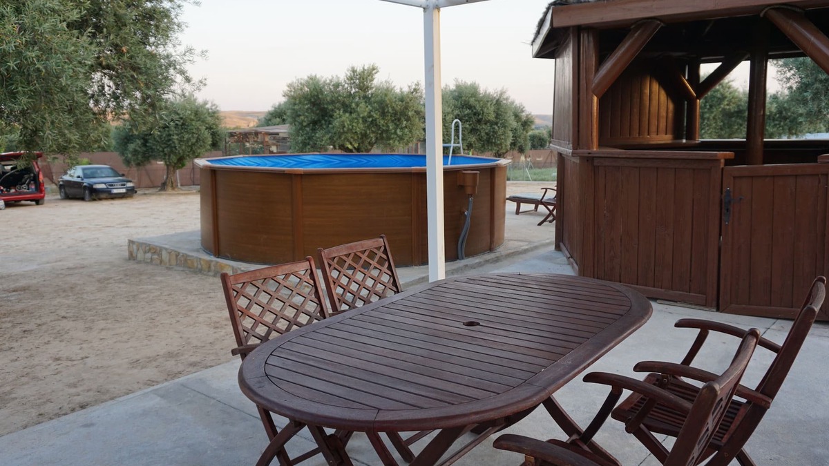 Morata de Tajuna House | Cuchifarm accommodation near Warner Bros.