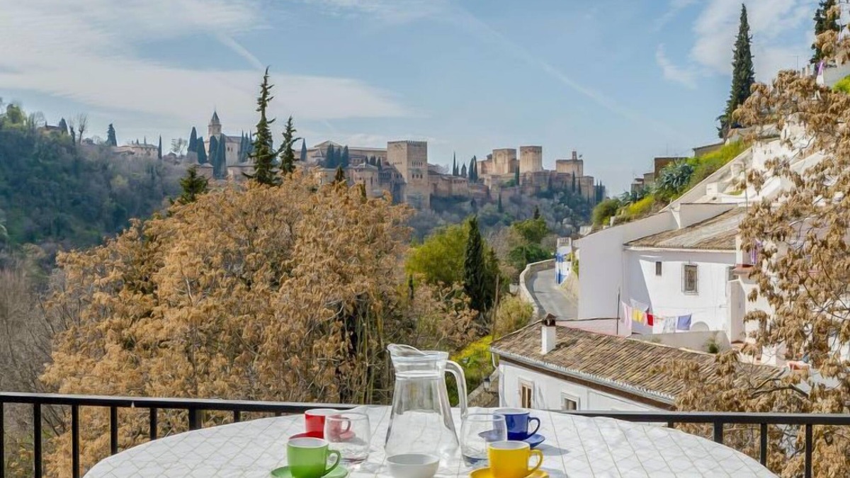 Sacromonte House | Cueva de Lindaraja by Interhome