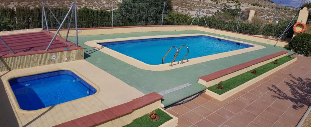 Cullar House | Cueva el Monteron