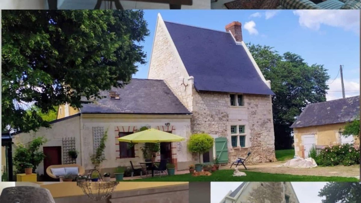 Cuon House | Cuon Manoir (1485) near Baugé en Anjou, Maine et Loire