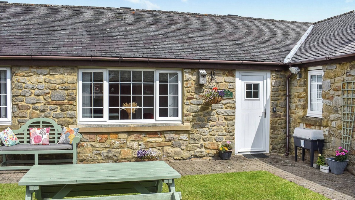 Haydon Bridge Cottage | Curlew Cottage - UK47697