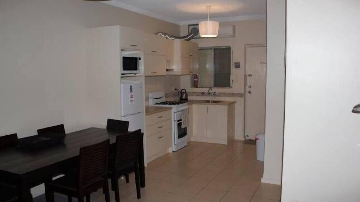 Goodwood Apartment | Curtin on Leader St - 2 bedroom, ground floor