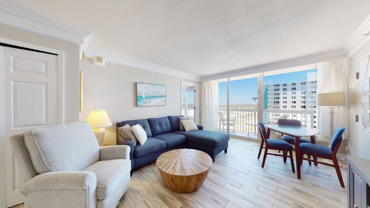 Ortona Park Condo | Cushy ocean-view suite with gym & high-speed WiFi