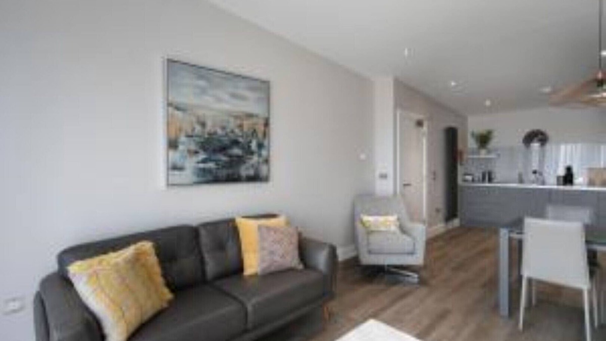 Newry Apartment | Custom House Titanium Apartment
