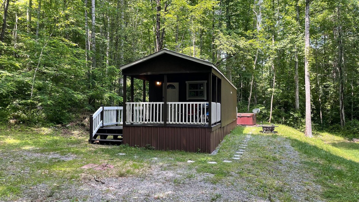 Cherokee Cabin | Customer Appreciation Year! See Discount information in Ad