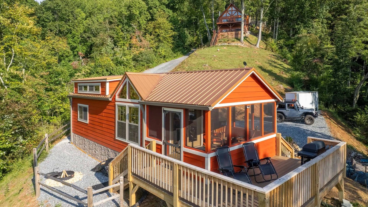 Whittier Cabin | Customer Appreciation Year! See Discount information in Ad