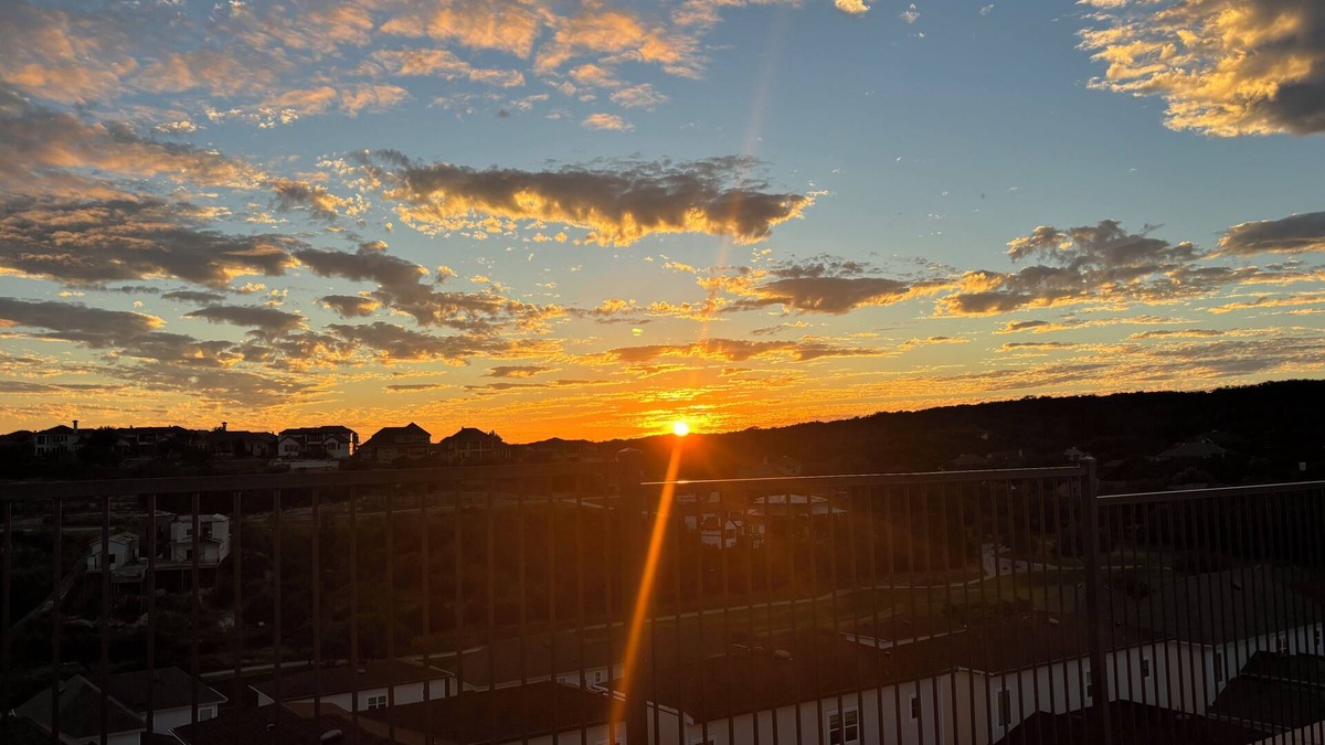 Wetmore Apartment | Cute 1 bedroom apartment in welcoming San Antonio w/AC, fitness room, and pool