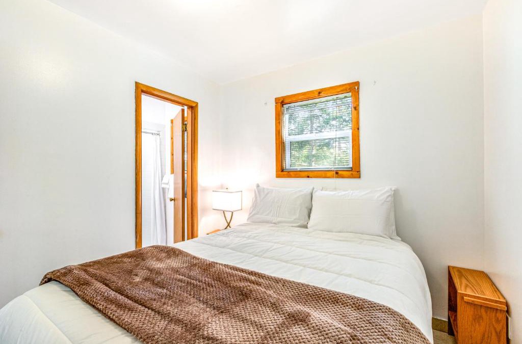 Nahcotta Hotel | Cute As A Clam Cottage Room 7