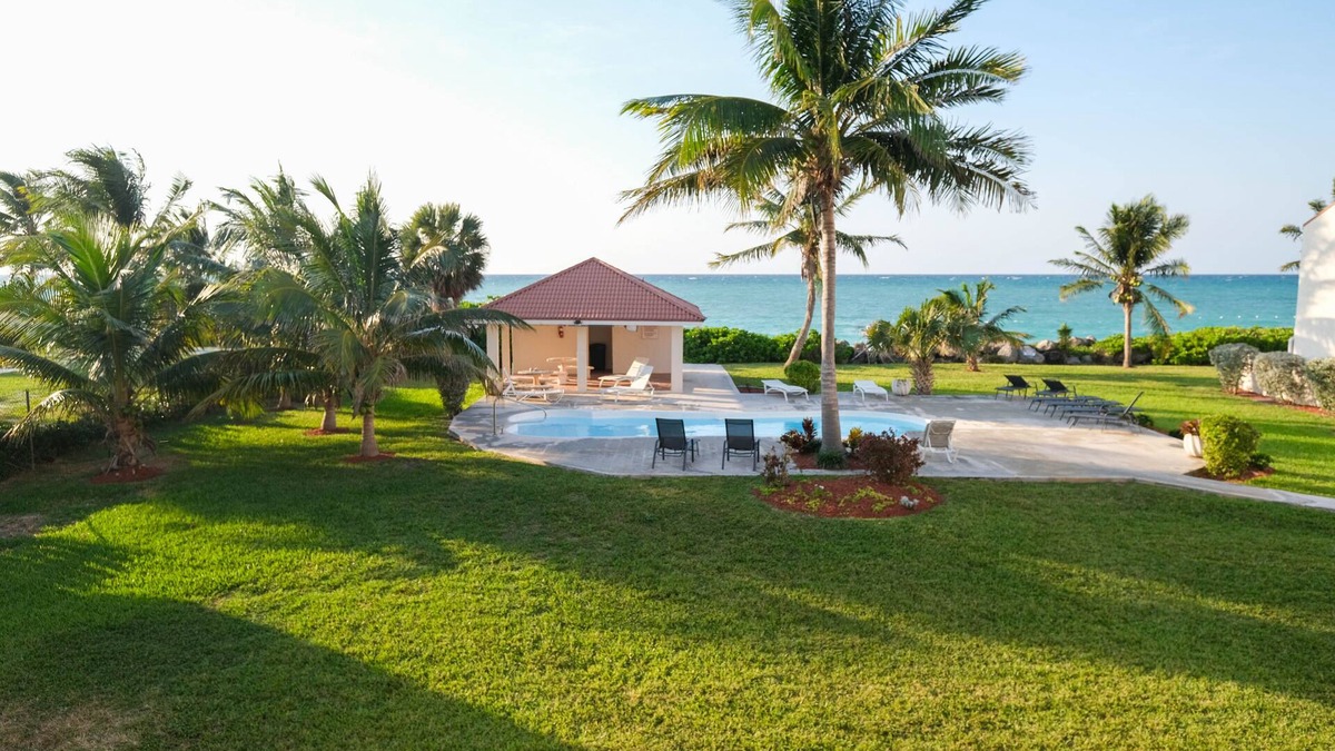 Williams Town Condo | Cute, Clean, Comfortable Beach Retreat