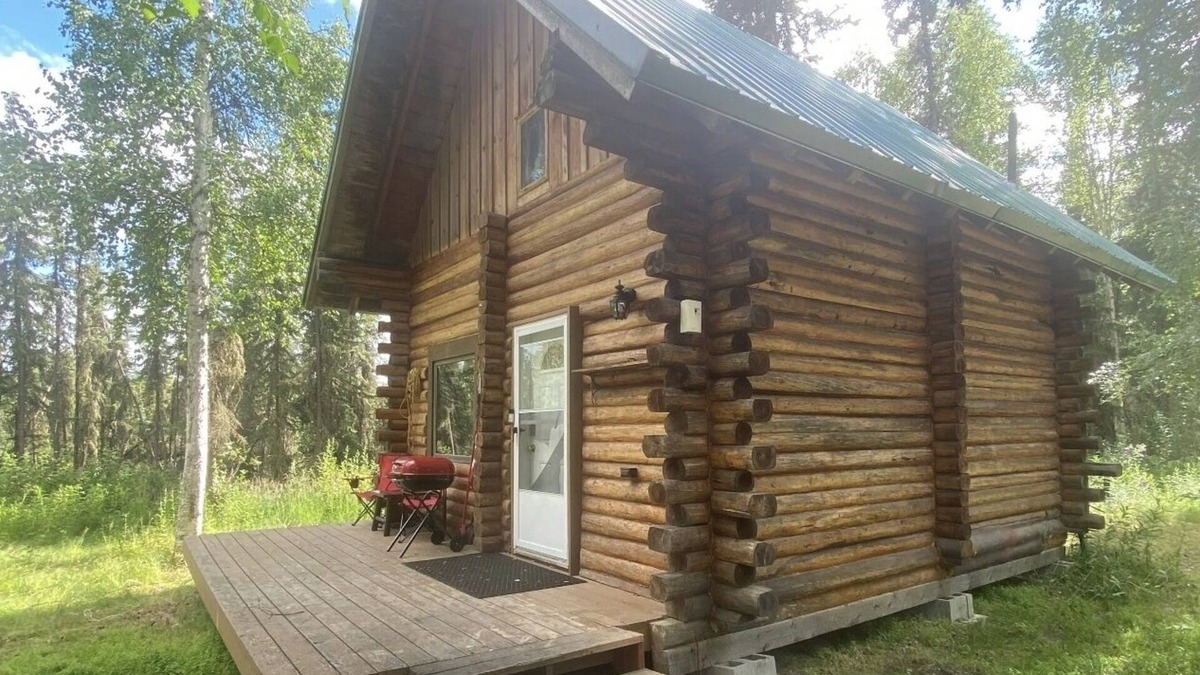 Fairbanks Cabin | Cute Cozy Cabin