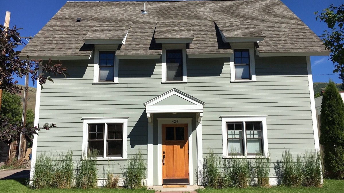 Heart of Missoula Apartment | Cute Downtown Apartment, Walk to University, Shops & More!