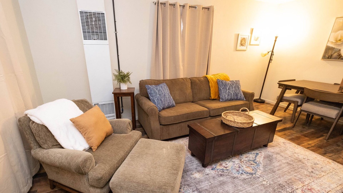 Prineville Condo | Cute Newly Remodeled One Bed One Bath Home in Prineville