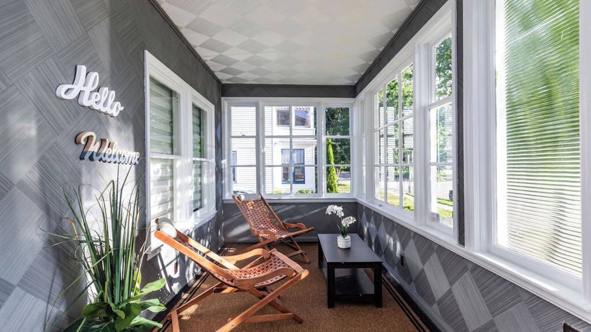 Moncton House | Cute Renovated Modern Downtown Moncton Home
