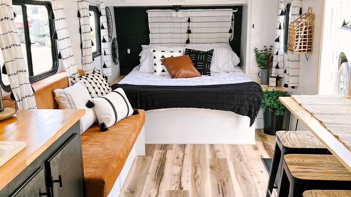 Leeds House | Cute Renovated RV Near Zion & St. George