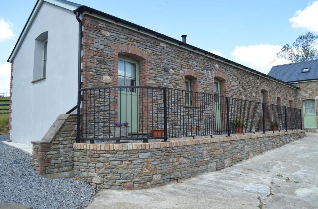 Mawr House | Cwrt y Wennol