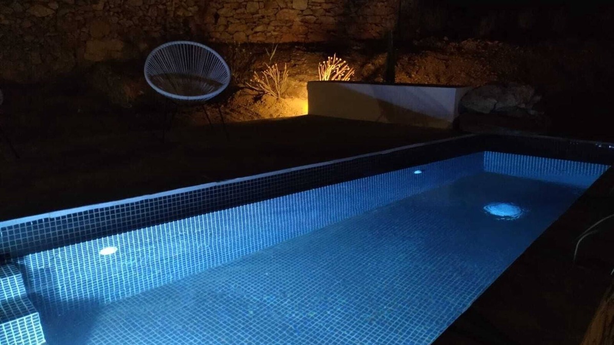 Syros House | Cycladic house, swimming pool, 10-minute walk to the beach