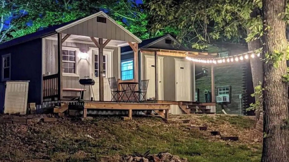 Mammoth Spring Cabin | Cypress Cabin "Tiny house"