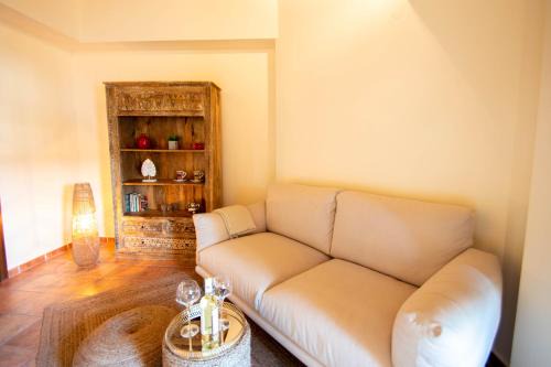 Sacromonte Apartment | Dúplex Cuesta del Chapiz con vistas a la Alhambra by A3Rentals