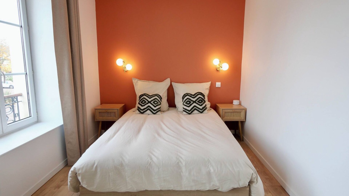 Carentan Apartment | D-DAY SUITES: Dune 35m² Downtown - 4 pers/2min from train station/15min from Utah Beach
