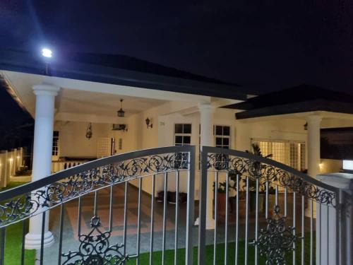 Hulu Selangor House | D'Imar Homestay - Homestay Serendah