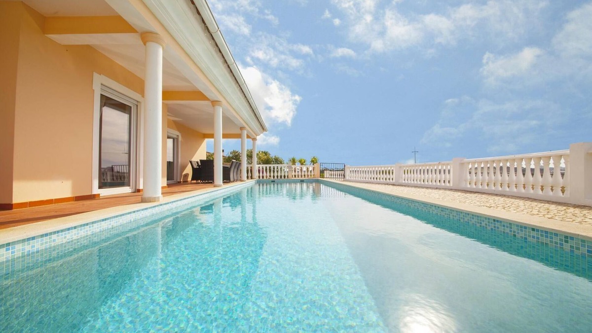 Alfarrobeira Villa | D08 - Bay View Villa in Vale da Lama