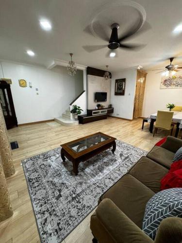 Kajang House | D23 Homestay Bandar Baru Bangi, Selangor