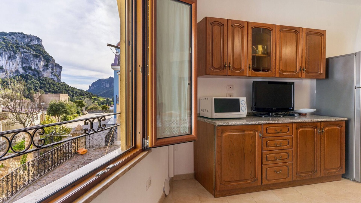 Ulassai Apartment | Da Aunt Vittoria - Short Term Rentals Italy