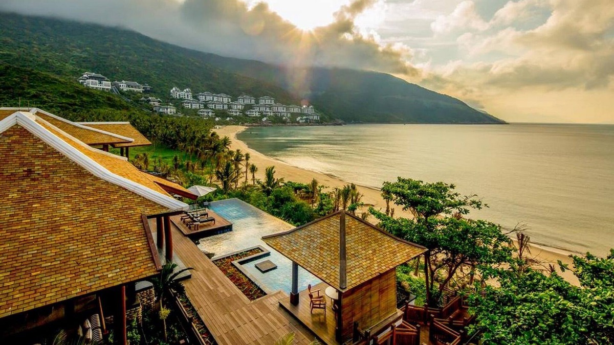 Tho Quang Beach Resort | Da Nang Intercontinental Club InterContinental Terrace Suite