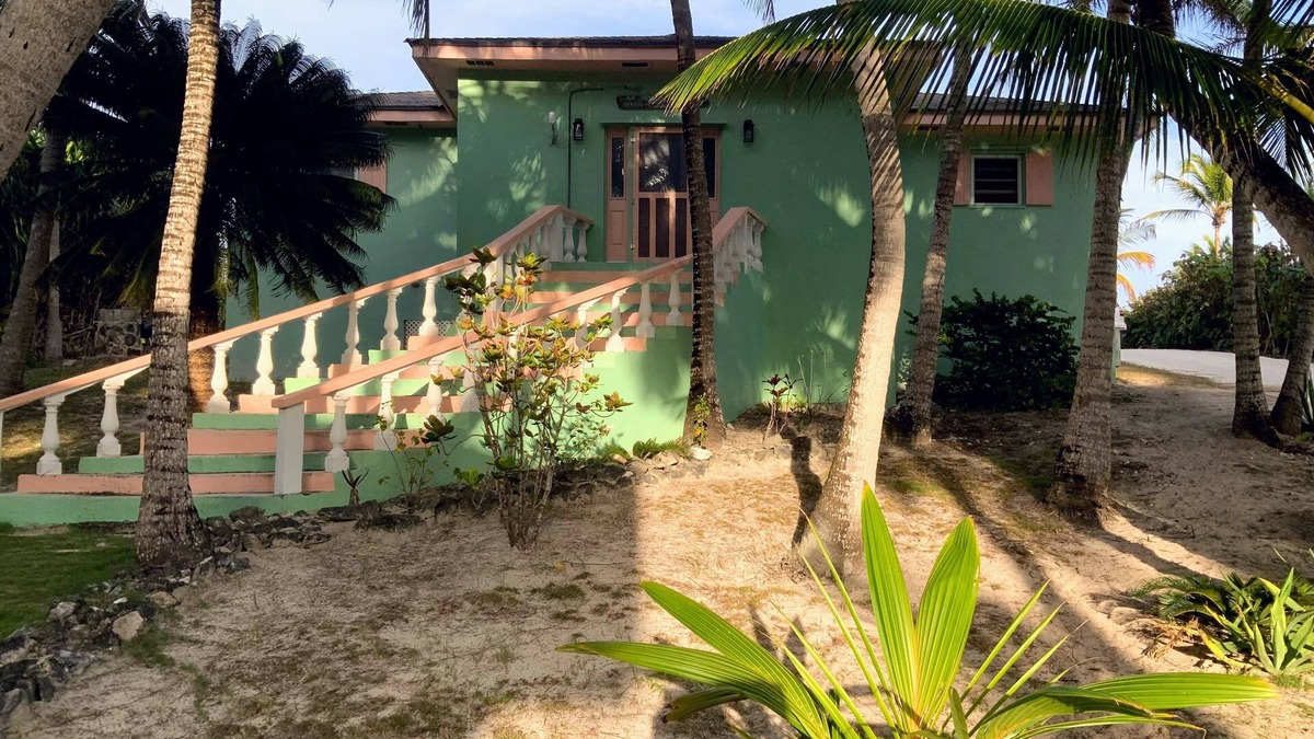 Governor's Harbour House | Da Villa Ocean Front Home, Luxury & Privacy on Pink Sand Beach SPECIAL
