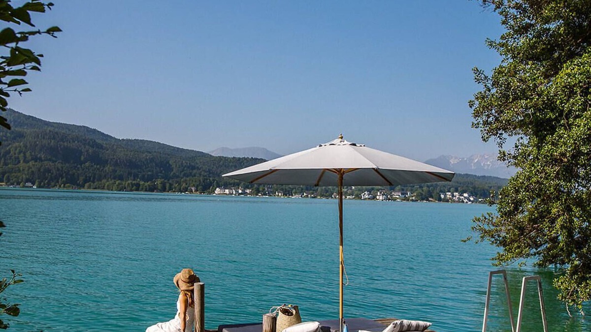 Poertschach am Woerthersee Apartment | Dachgeschoss Apartment am Wörthersee mit Terrasse & Seezugang