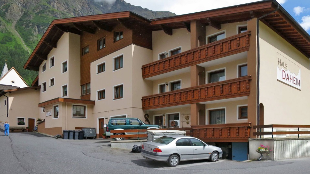 Plangeross Apartment | Daheim – Bergliebe by Interhome
