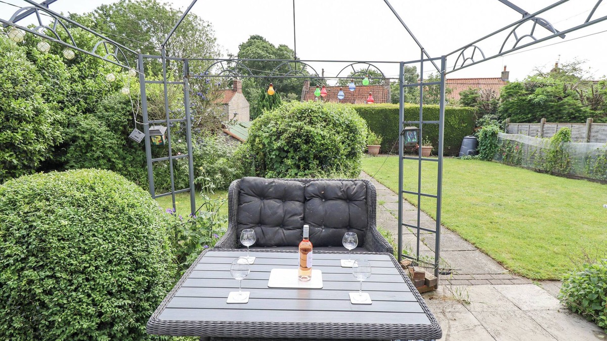Aubourn Cottage | Daisy Cottage