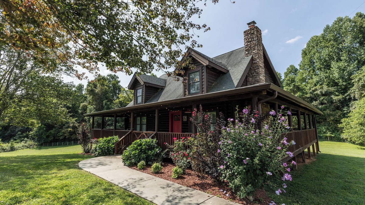 Byrdstown Cabin | Dale hollow lake cabin