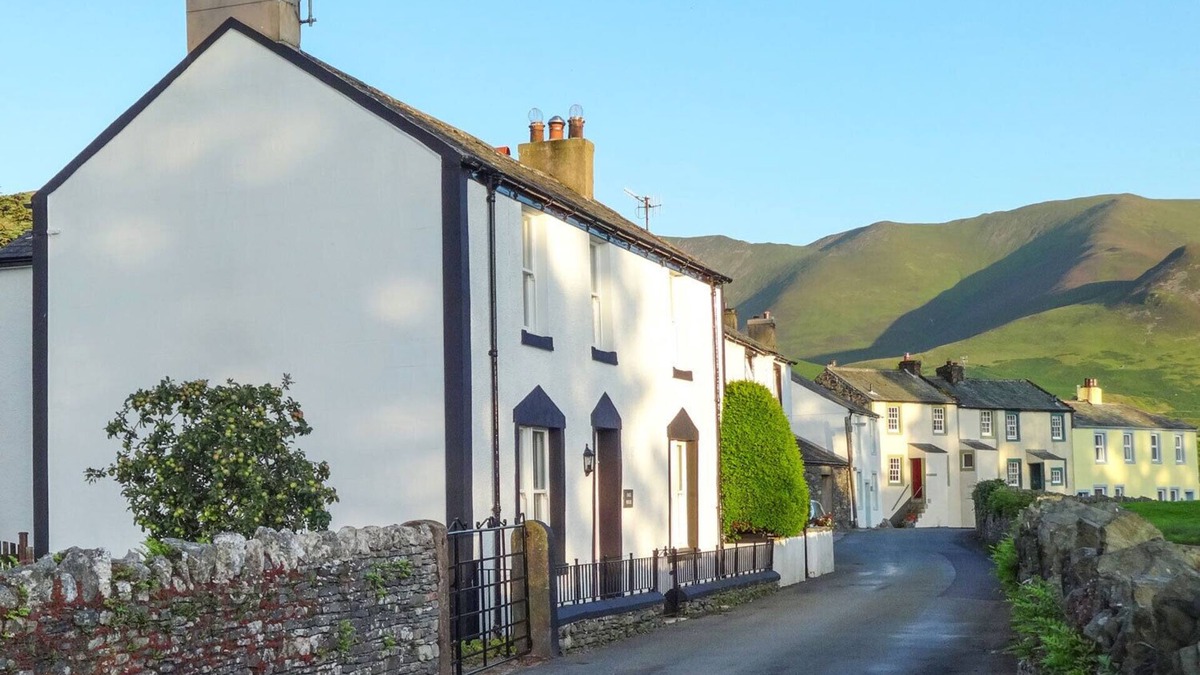 Lorton Cottage | DALE HOUSE, pet friendly, character holiday cottage in Lorton