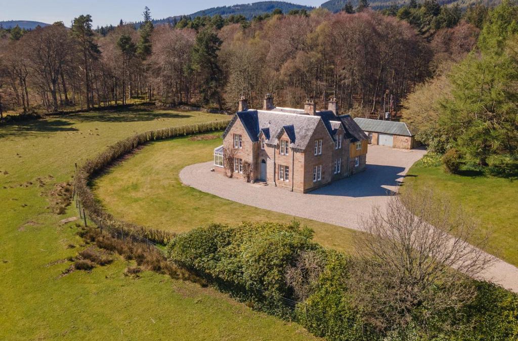 Evanton House | Dalgheal