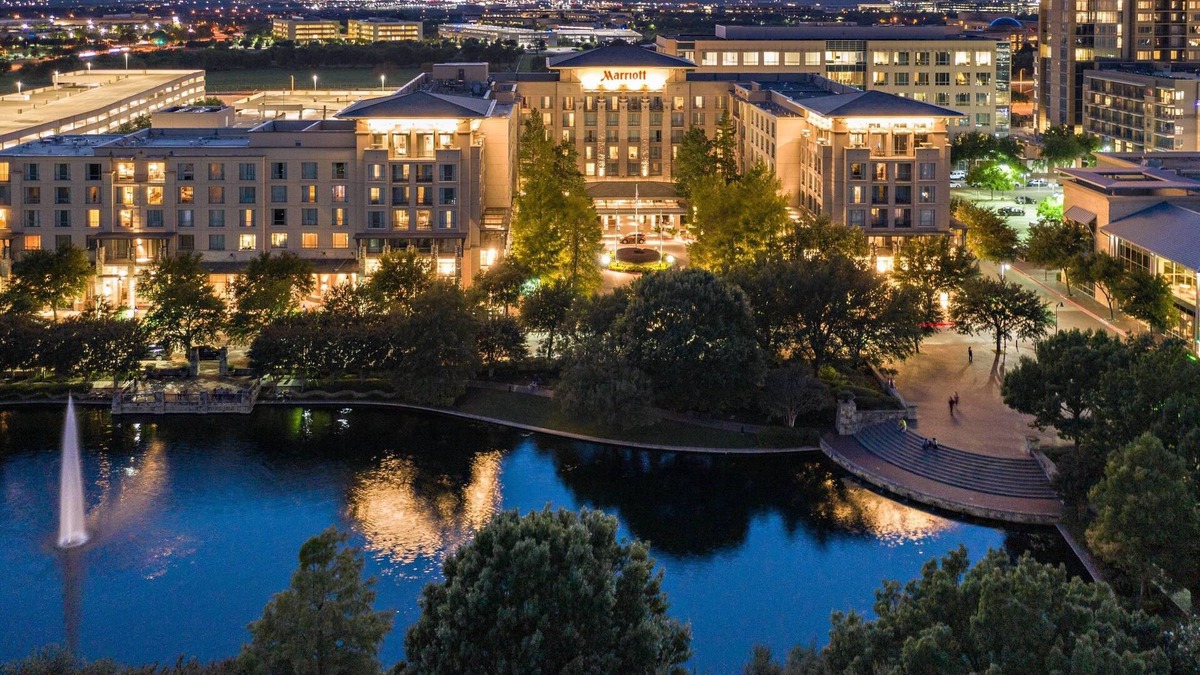 Legacy Park Hotel | Dallas/Plano Marriott at Legacy Town Center
