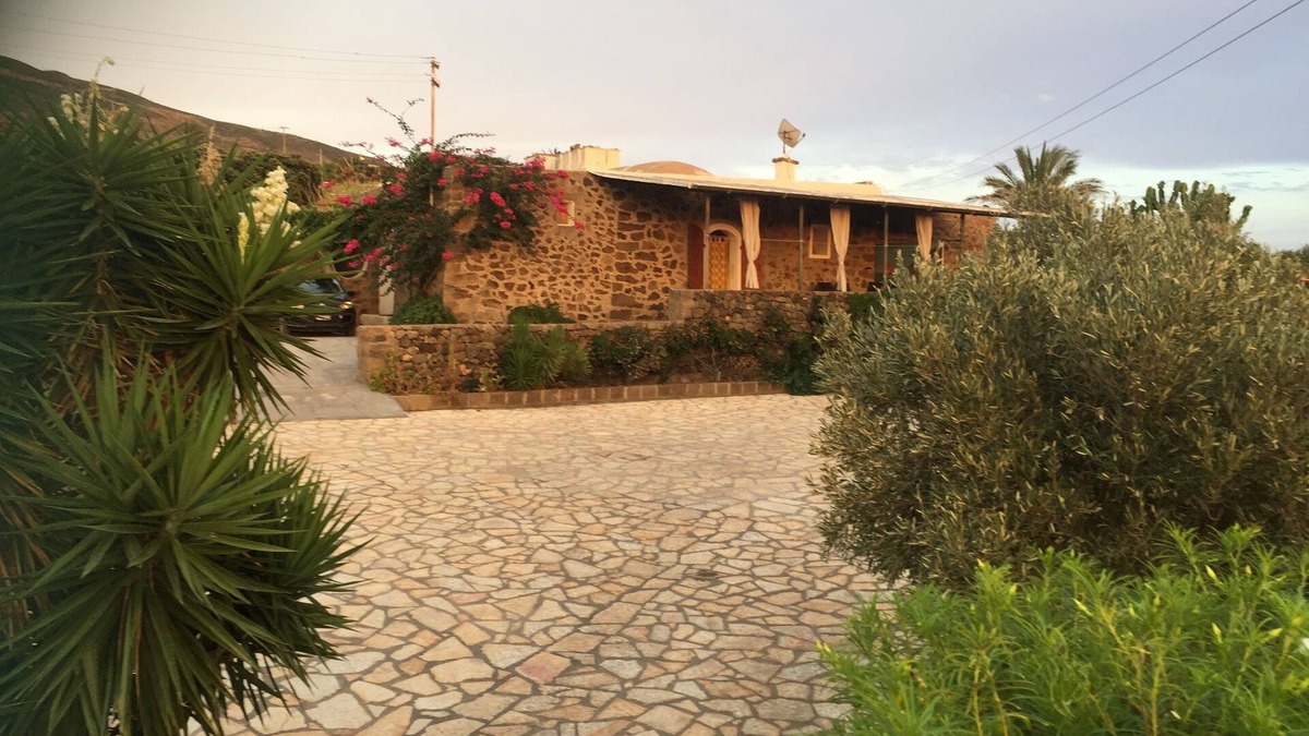 Pantelleria House | Dammuso Elisa sea view with swimming pool - Tramonti on Tunisia