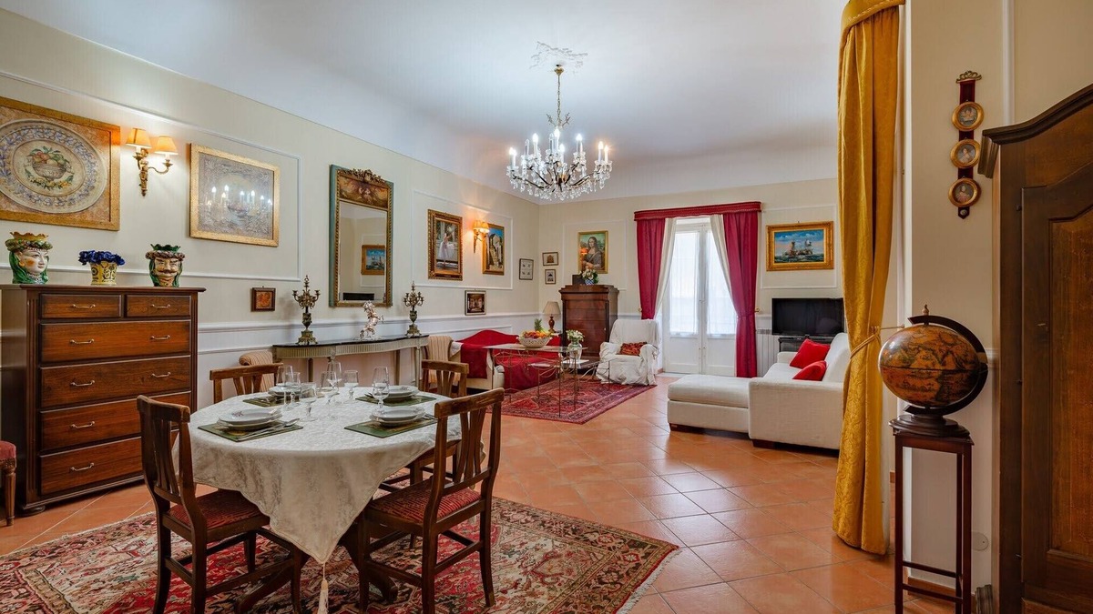 Palermo Apartment | Dante's house, in the historic center of Palermo