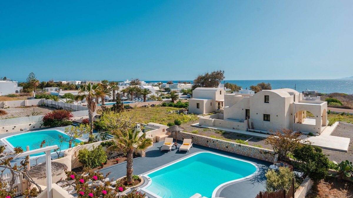 Agia Paraskevi Villa | Daphne | Cycladic Two-Bedroom Villa with Private Pool and Sea View