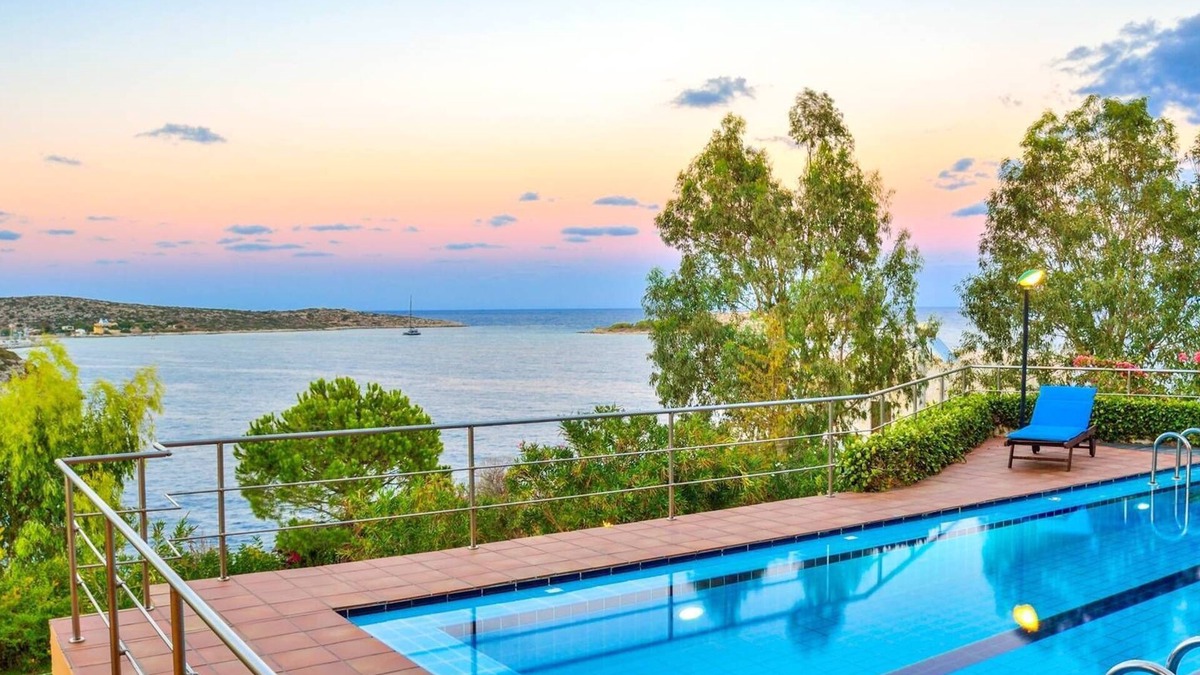 Marathi Villa | Daphne Villa - Five Bedroom Villa, Sleeps 12