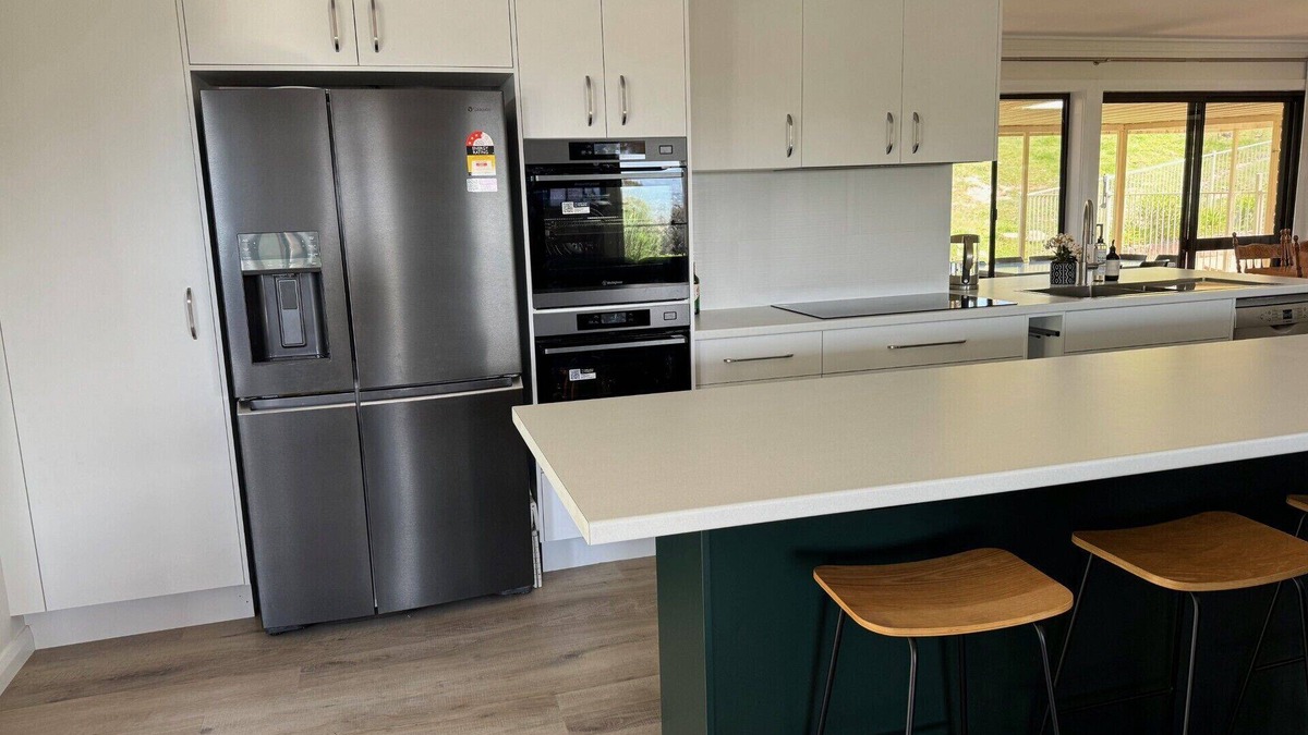 Robin Hill House | Darcy’s Ranch. 5mins to CBD & Mt Panorama