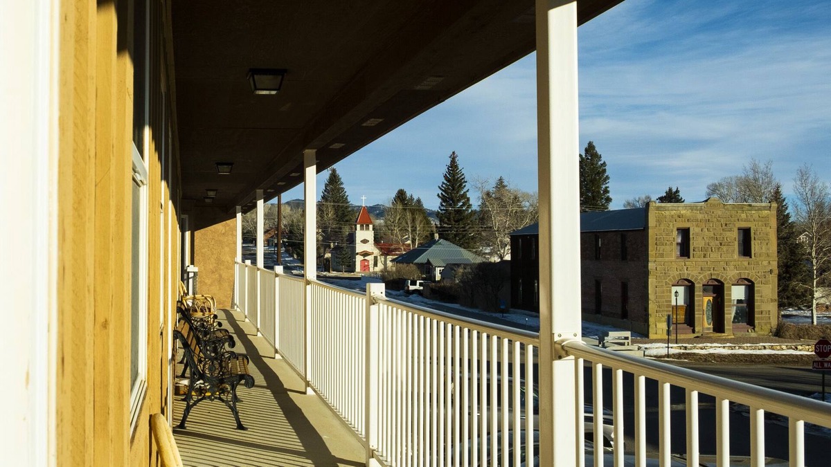 Westcliffe Hotel | Dark Sky Suites