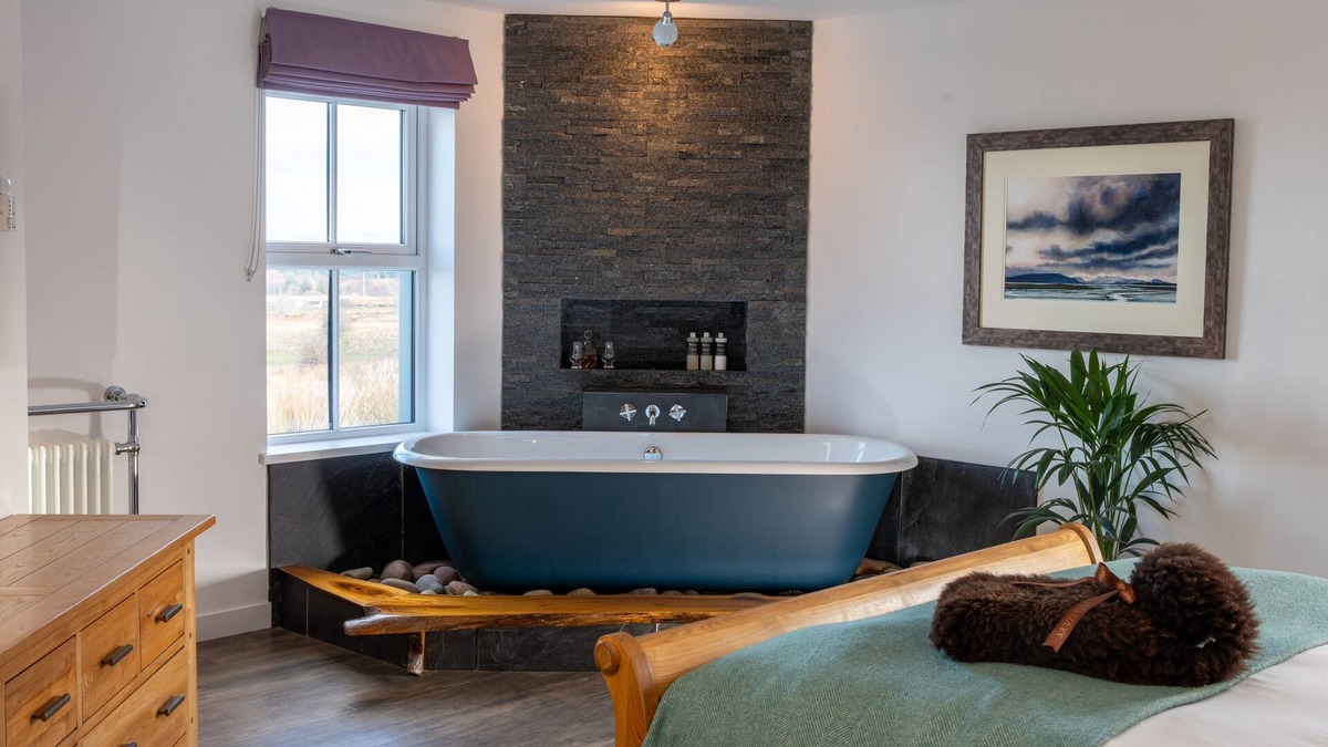 Broadford Cottage | Dark Skye Cottage Isle of Skye