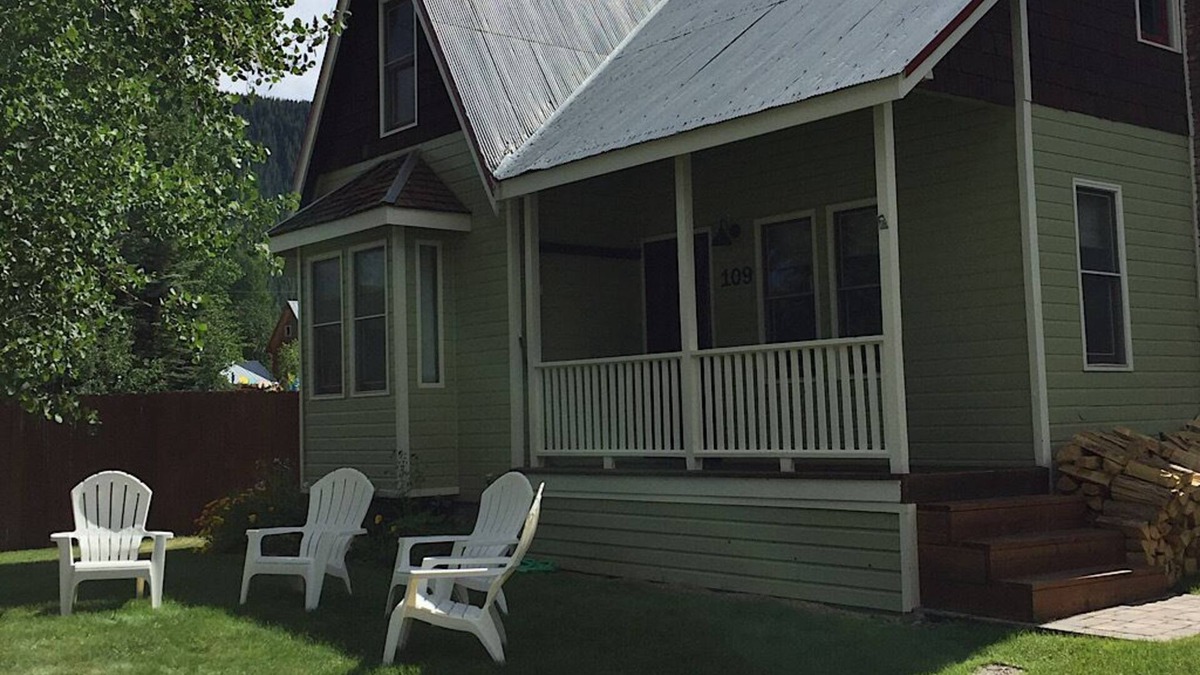 Crested Butte House | Darling Family Friendly Home in Crested Butte - Perfect Location in Town!