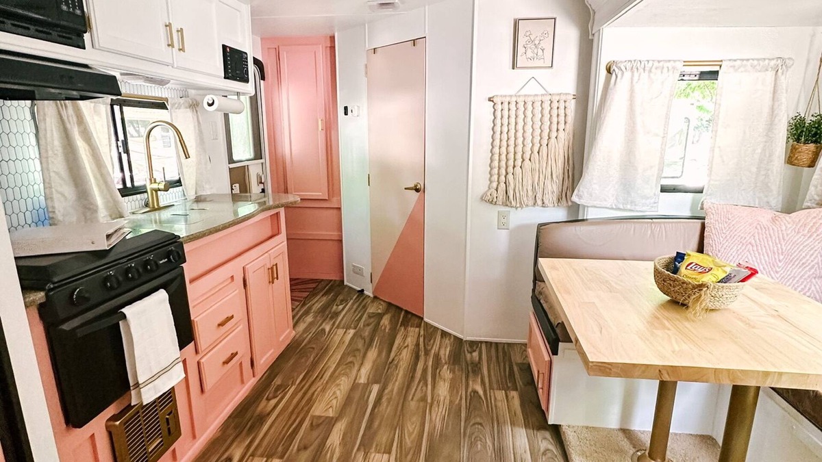 Leeds House | Darling Renovated Camper Near St. George and Zion