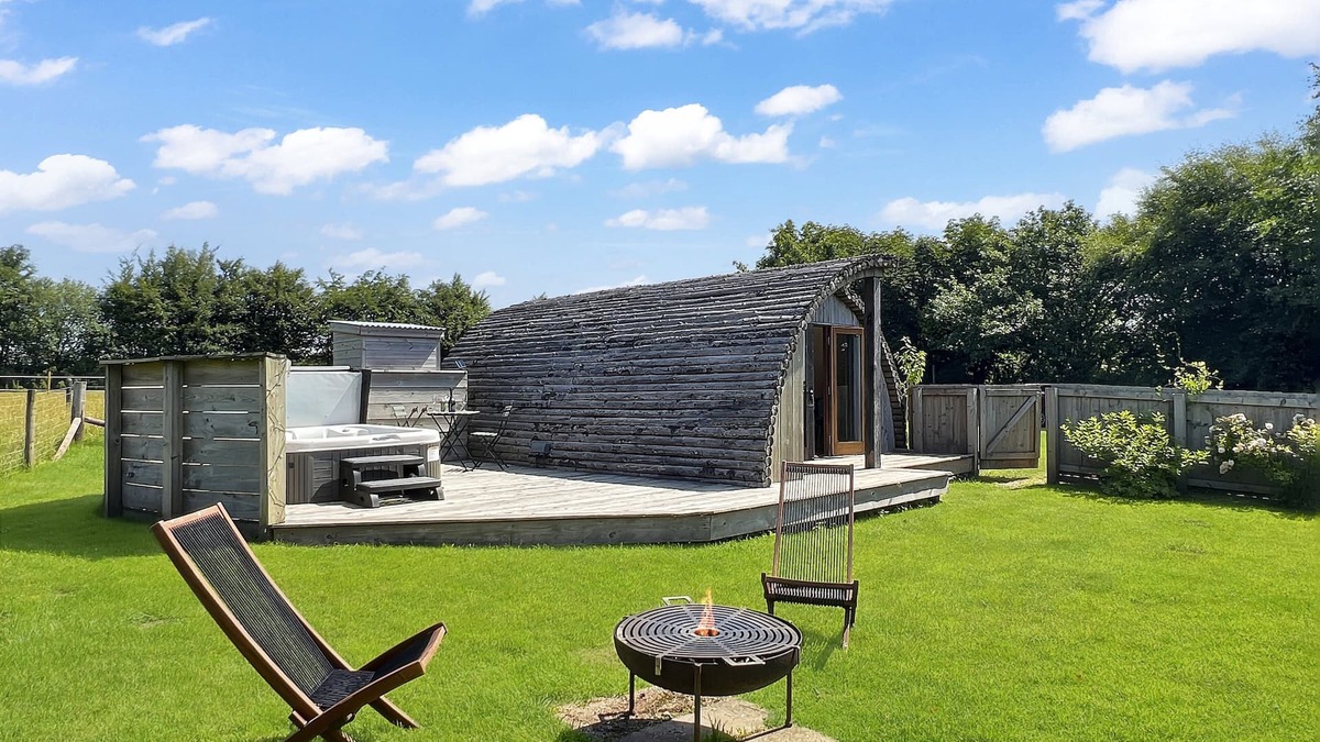 Brayford Cottage | Dartmoor View Log Cabin, near North Molton