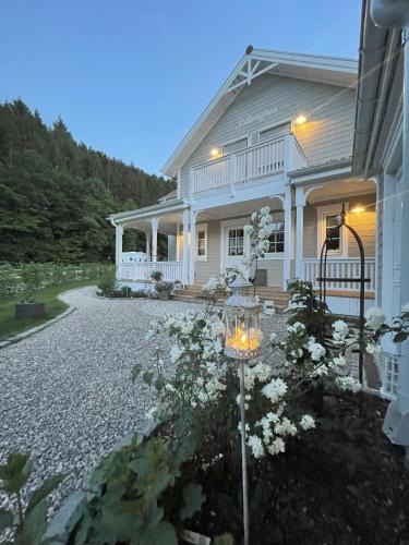 Duempelfeld Apartment | Das besondere Ferienhaus nähe Nürburgring