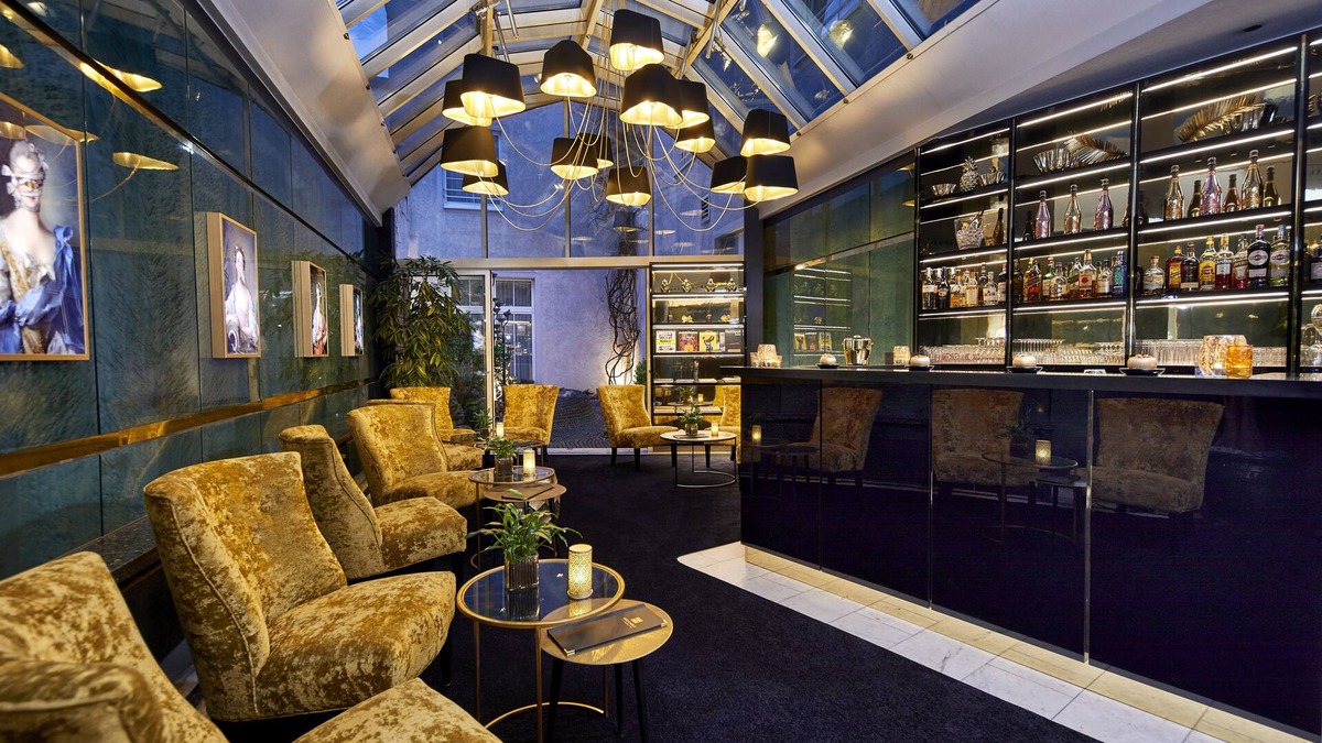 Dusseldorf Old Town Hotel | Das Carls Hotel