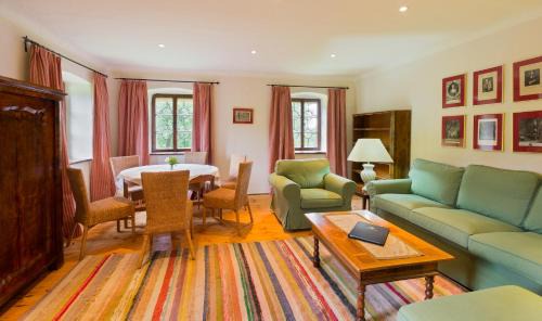 Steinakirchen am Forst House | Das Laffelberghaus