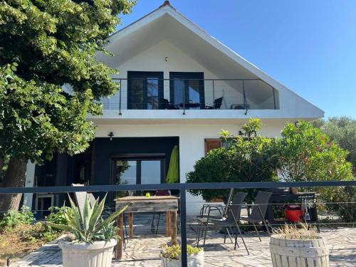 Alexandroupoli Villa | Daskalis House # Даскаловата Къща